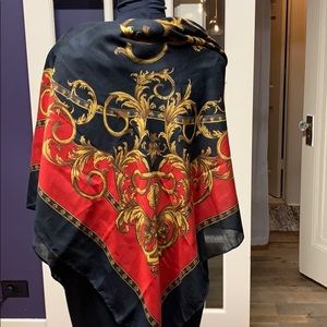 51”x51” shawl NWT